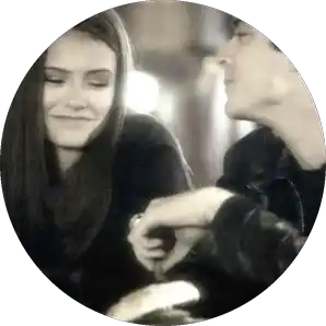 Kitapları hayal eden bir müzisyen