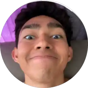 Yo soy @fernanfloo😁