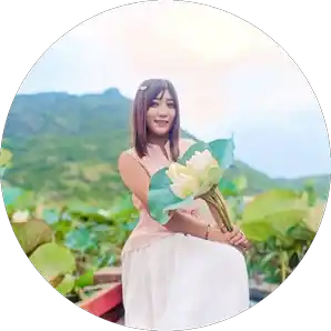 နန်းအိအိဖြိုး ဓနုမလေး