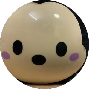 cô gái bánh bèo