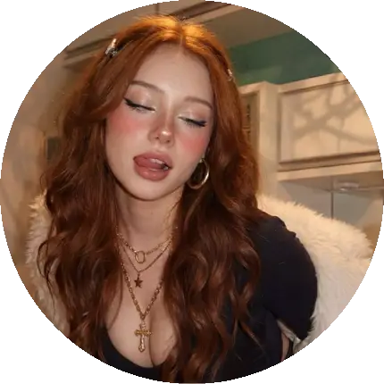 𝐋𝐚𝐯𝐢𝐧.